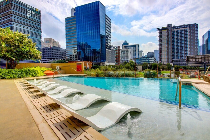 Moda Apartments 1855 Payne St Dallas TX 75201 Apartment Finder