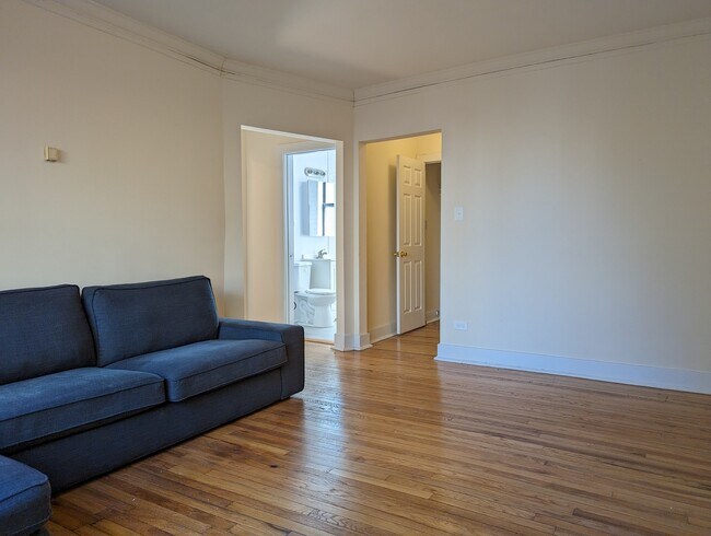 Building Photo - 2334 N Spaulding Ave
