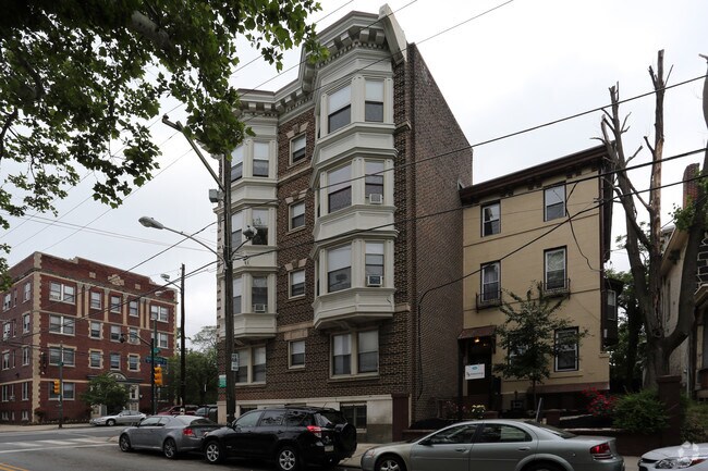 Building Photo - Gunter Hall