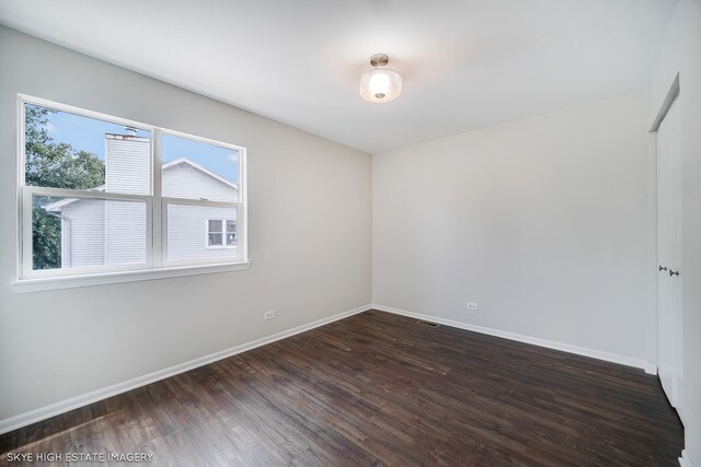 Building Photo - 14517 Troy Ave