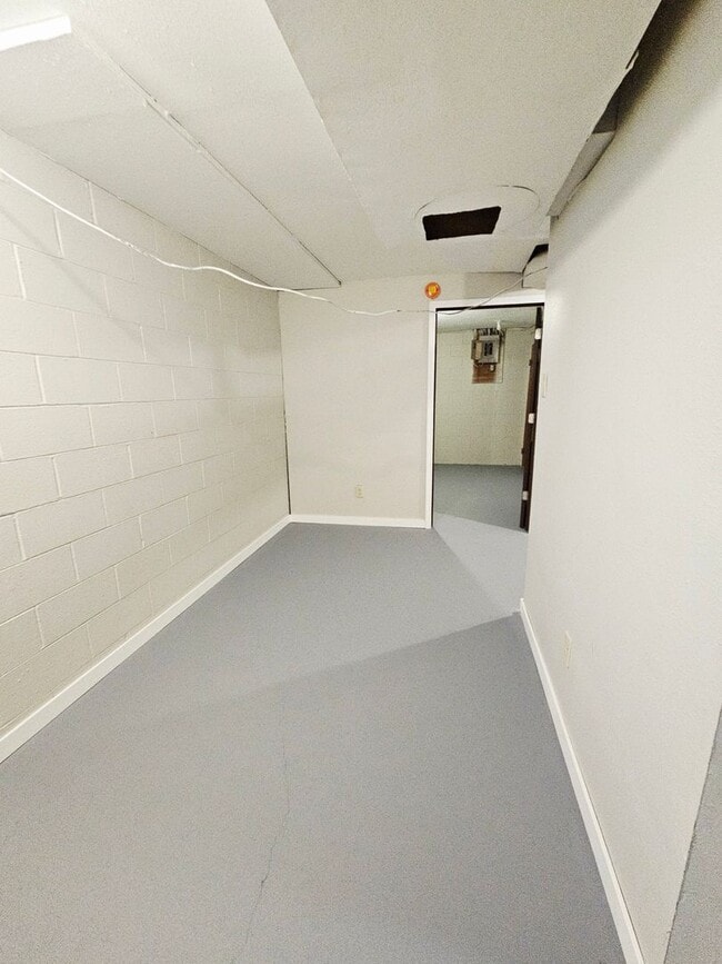 Building Photo - 4 BED | 1 BATH | SINGLE-FAMILY | NORTH | R...