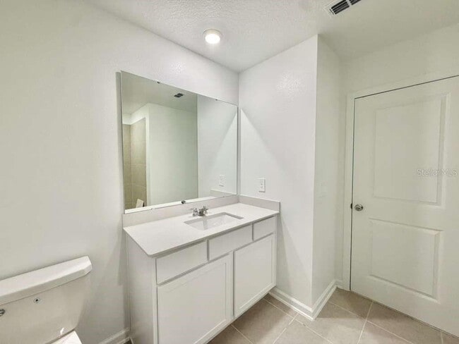 Building Photo - 3638 Hardman Dr