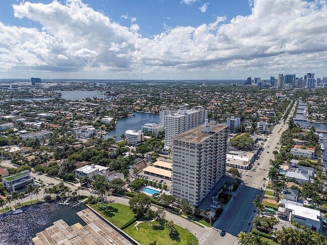 Building Photo - 2500 E Las Olas Blvd