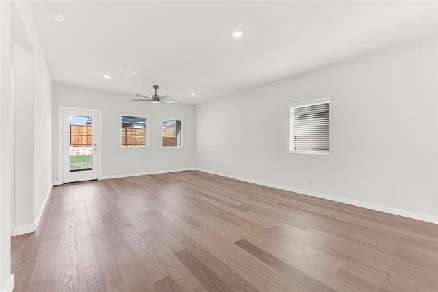 Building Photo - 508 Towerglen Dr