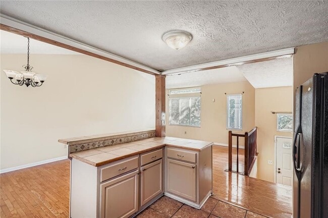 Building Photo - 6134 Raintree Bend