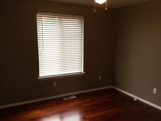 Building Photo - Cute Home in Great Southwest Neighborhood!