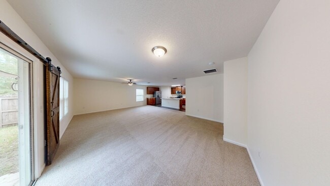 Building Photo - 4/2 Large Family Home In Adams Lake Available Soon!