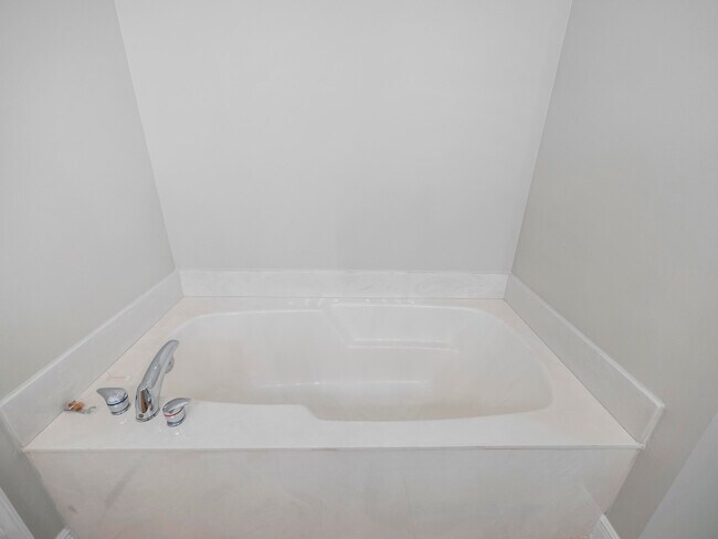 Building Photo - 148 Morning Dew Cir