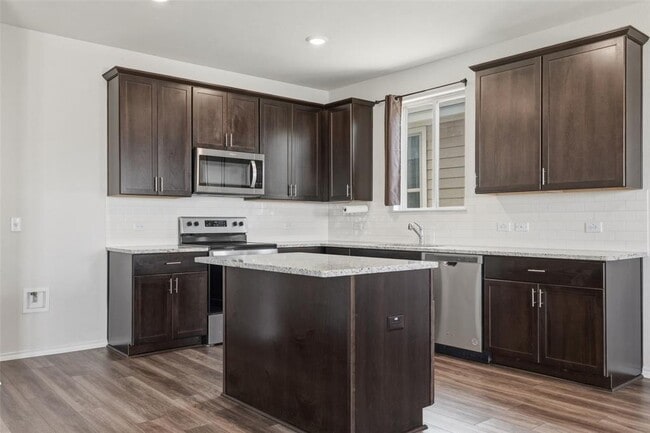 Building Photo - 201 Katie Elder Dr