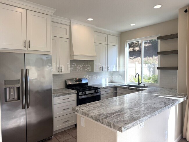 Building Photo - 11877 Spruce Run Dr