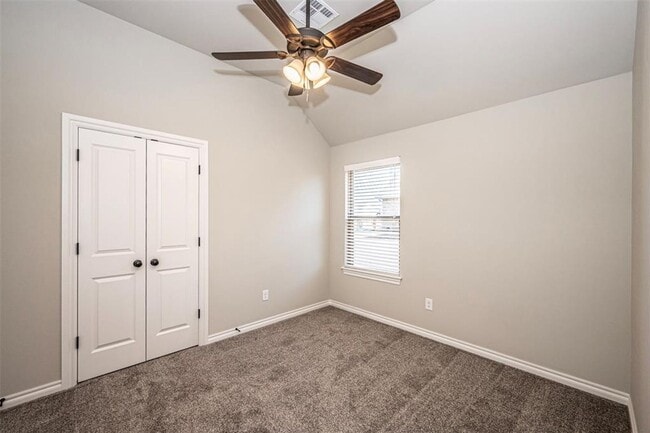 Building Photo - Beautiful Coeur D'Alene/Yukon