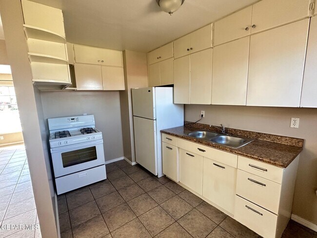 Building Photo - 8308 Mt Ranier Dr