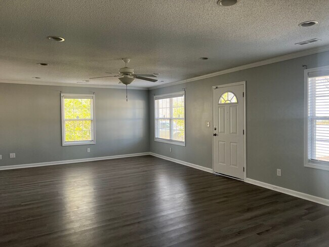 Building Photo - WALLINGFORD PLACE @ PALMETTO POINTE