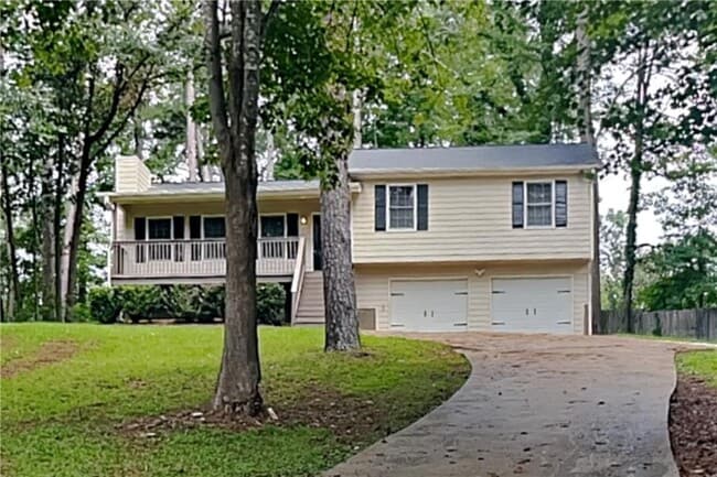 Primary Photo - 65 Bridge Dr
