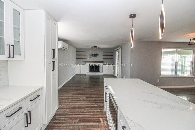 Building Photo - 114 75th St SW