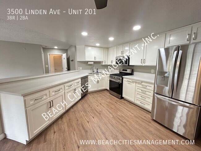 Primary Photo - 3500 Linden Ave