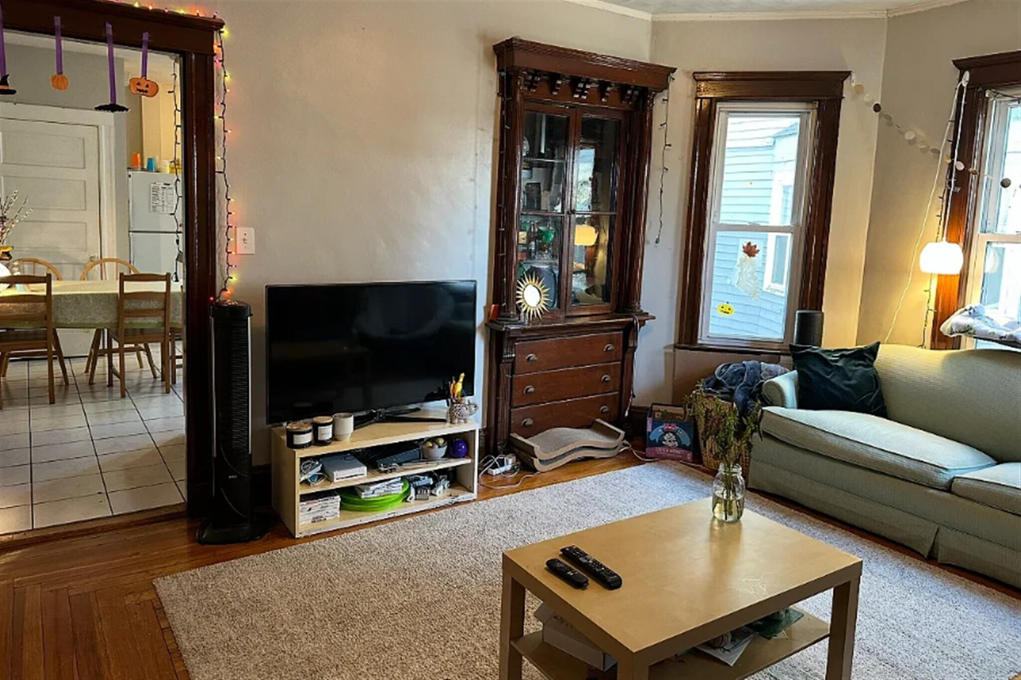 Building Photo - 183 College Ave