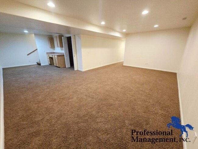 Building Photo - 5 bedroom in Billings MT 59105