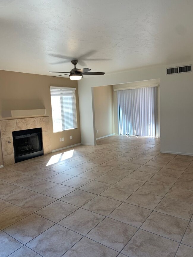 Interior Photo - Casitas On Broadway