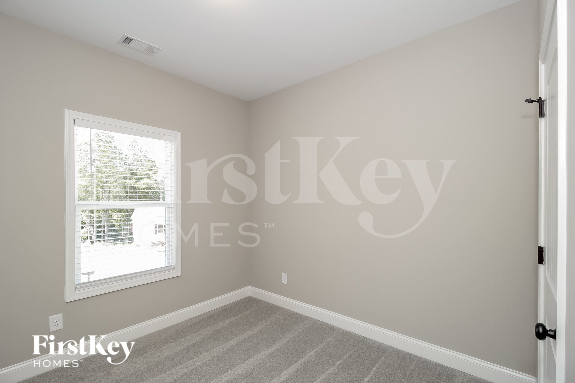 Building Photo - 108 Woodside Ct