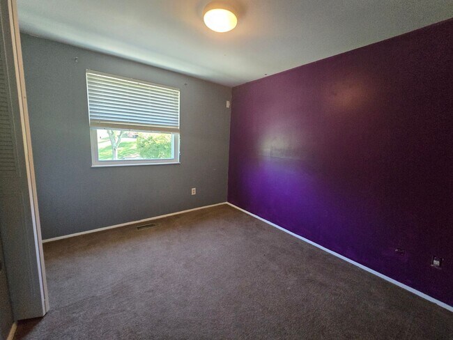 Building Photo - 104 Ridgeview Dr