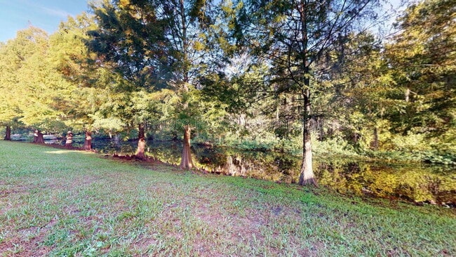 Building Photo - 5663 Greenland Rd