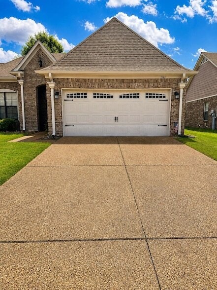 Building Photo - 1398 Sawmill Creek Ln
