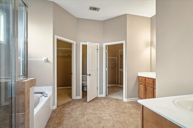 Building Photo - 12176 Preserve Woods Ln