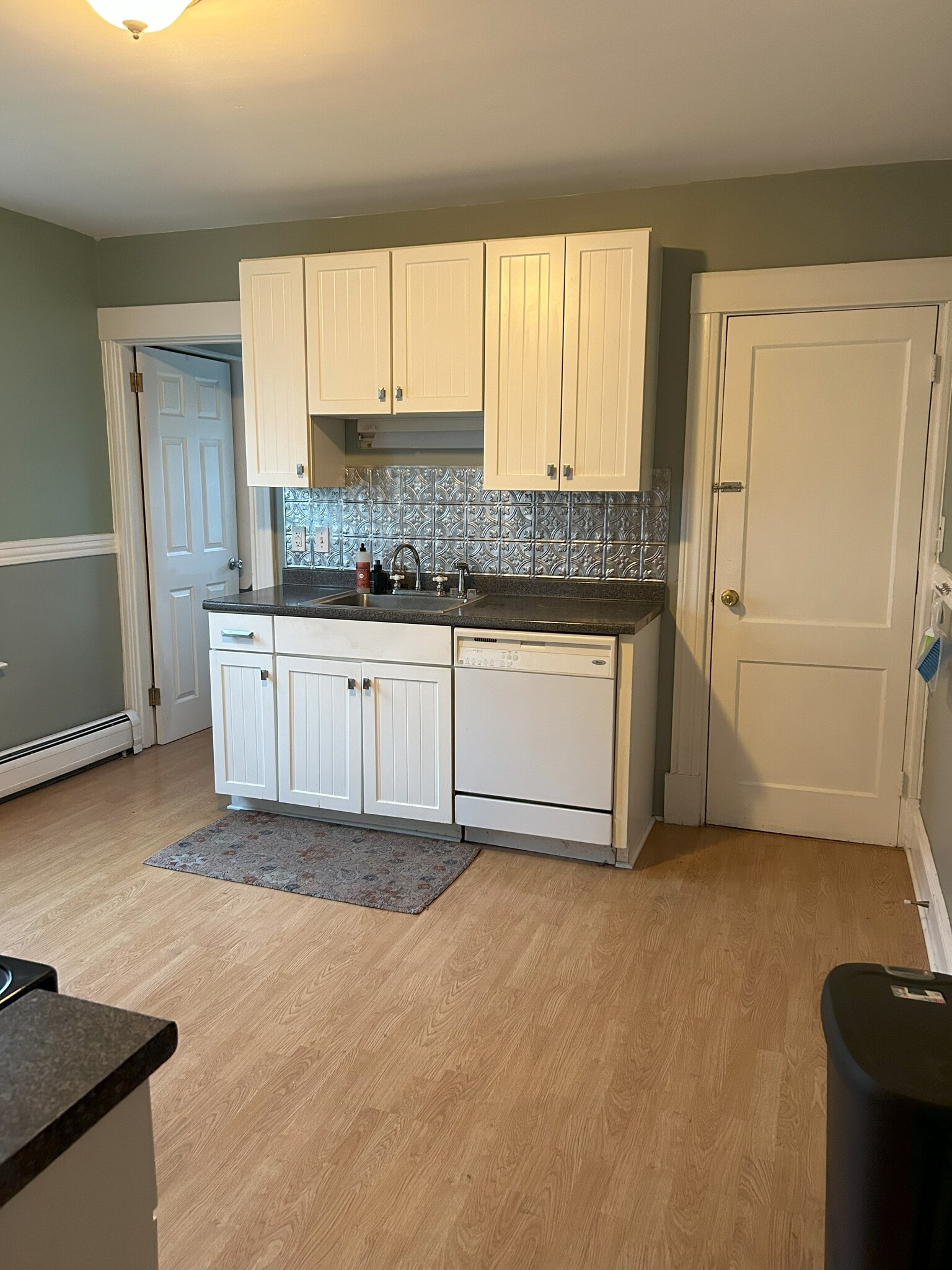 Building Photo - 37 Whitman Ave