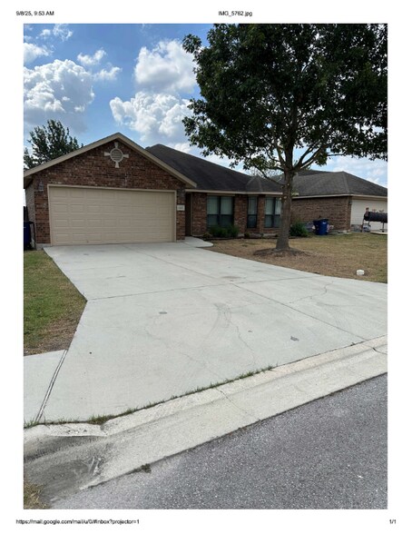 Building Photo - 1123 Blazewood Dr
