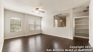 Building Photo - 15 Impala Way