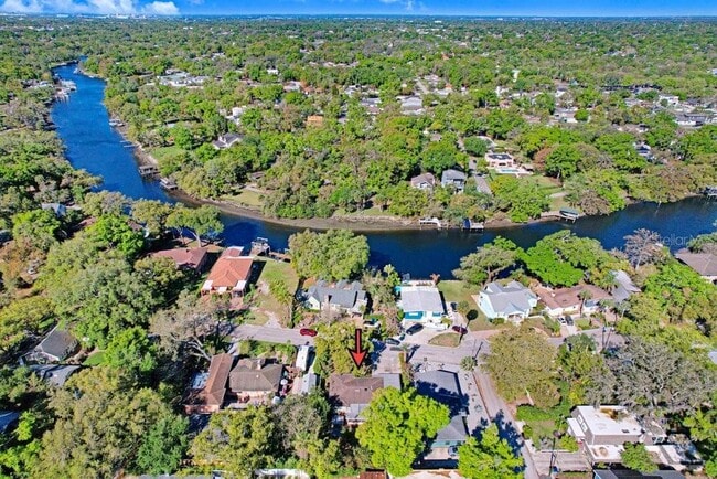 Building Photo - 6703 N River Blvd