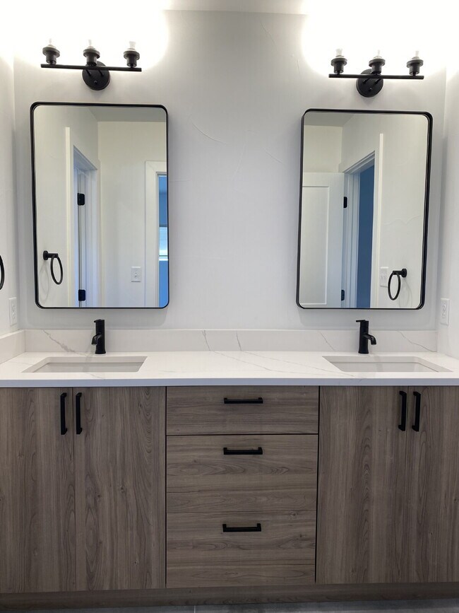 Building Photo - Available Now! Beautiful, newer (2024) tow...