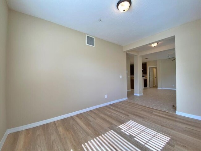 Building Photo - 5557 Gelato Dr