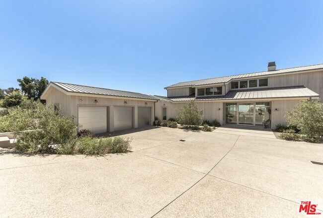 Primary Photo - 29958 Harvester Rd