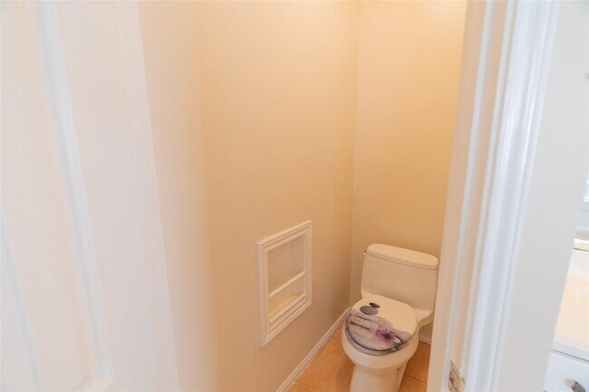 Building Photo - 14918 Appaloosa Ave