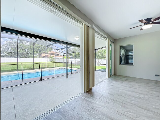 Building Photo - 3731 Peaceful Valley Dr
