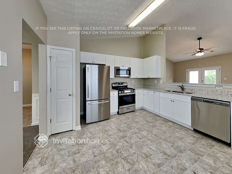 Building Photo - 1225 Winwood Dr