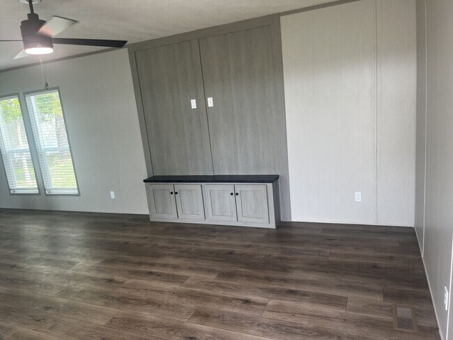 Building Photo - 106 Bonita Ln