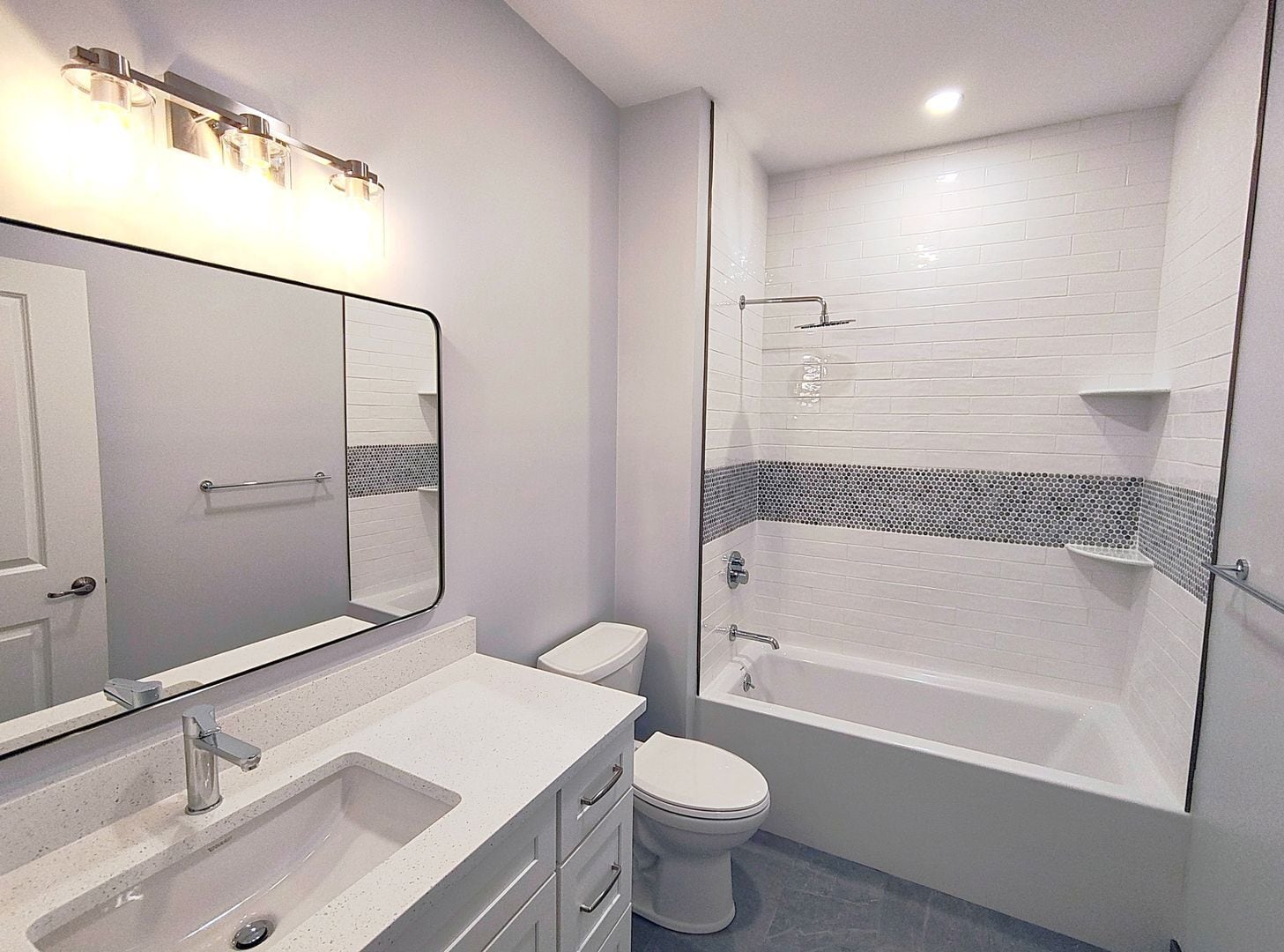 Building Photo - 34-34 W Valley Cir