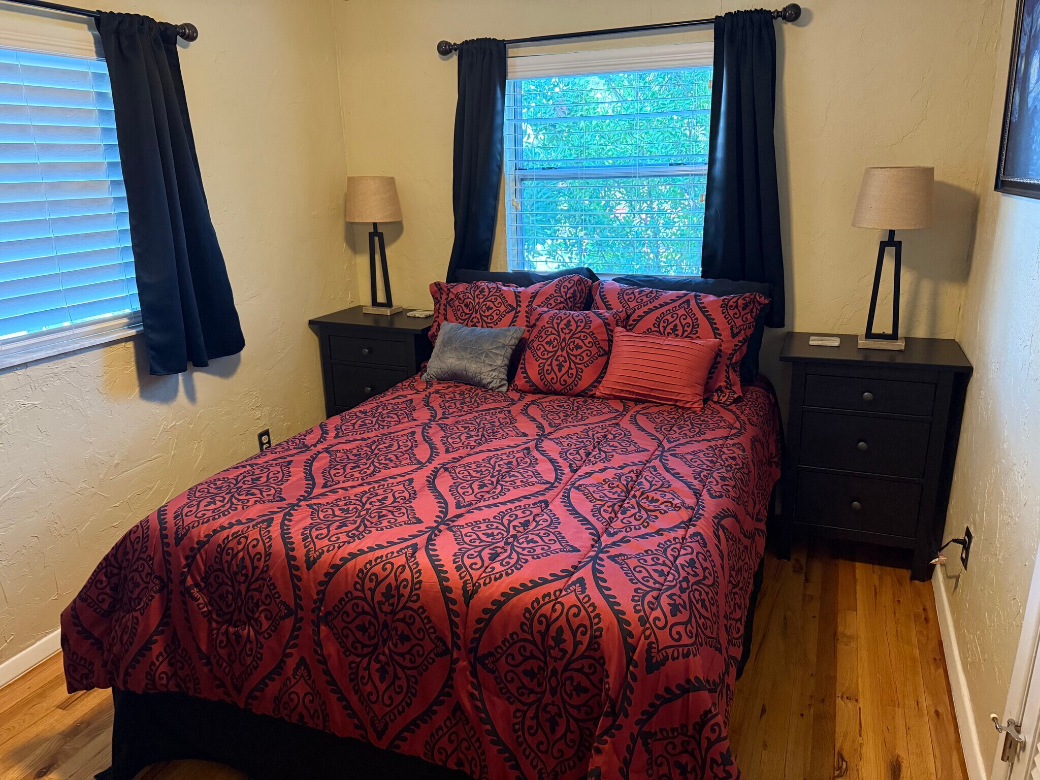 Sleeping quarters - 4126 35th Ave N