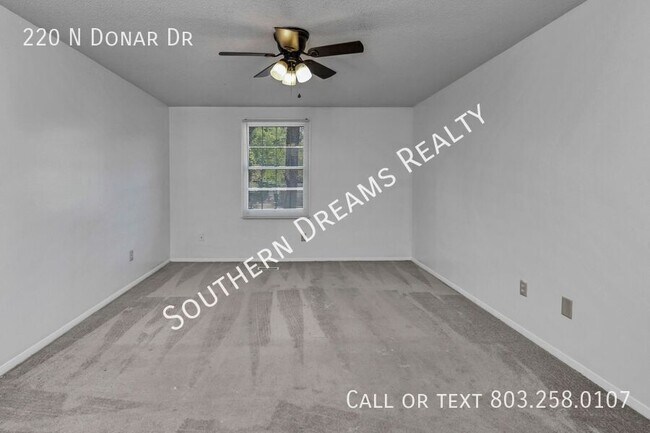 Building Photo - 220 N Donar Dr