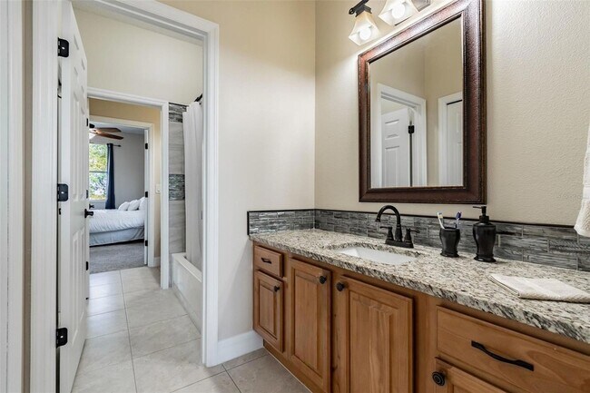 Building Photo - 539 Treviso Dr