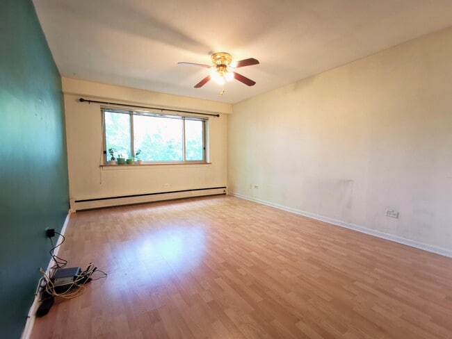 Building Photo - 737 Ridge Ave