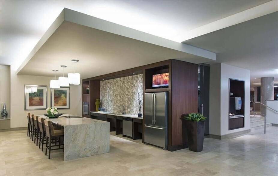 Building Photo - 11 Bond Drive