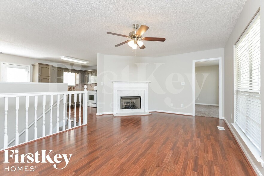 Building Photo - 1755 Annendale Dr