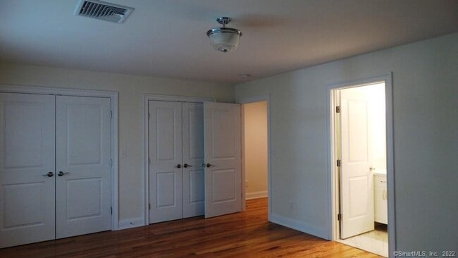 Building Photo - 52 Campfield Dr