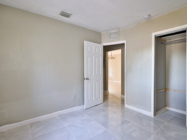 Building Photo - 47 NW 151st St