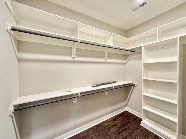 Building Photo - Brand New Luxury 3BD, 2.5BA Downtown Ralei...