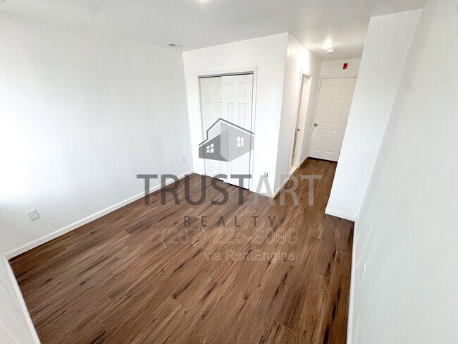 Building Photo - 2317 N 15th St